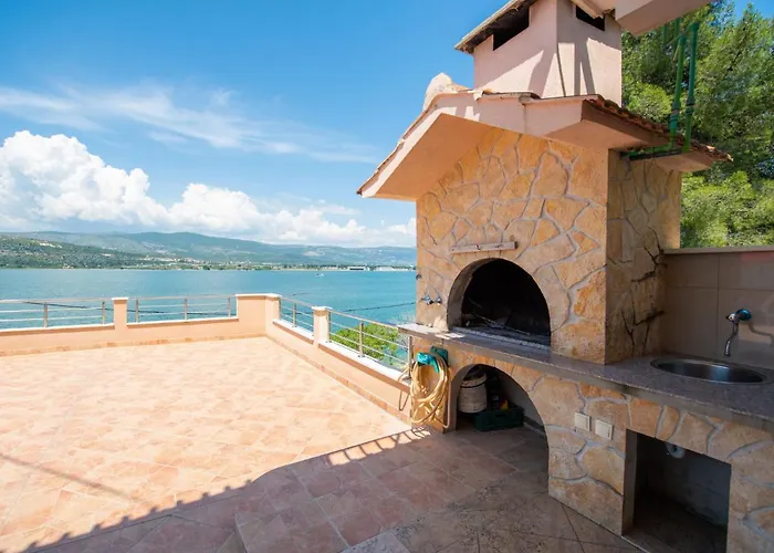 Vinka-2 By Interhome Appartement Trogir